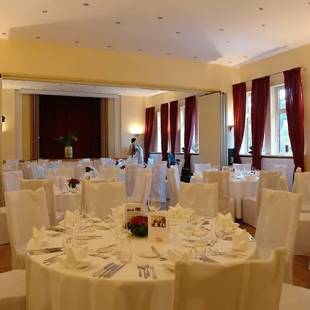 Wolf - Wir Freuen Uns Hotel