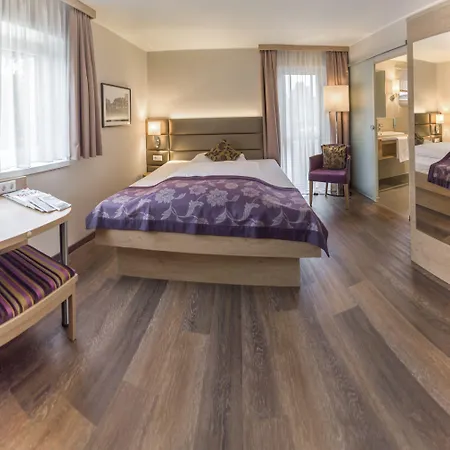 Hotel Landhaus Wolf 3*