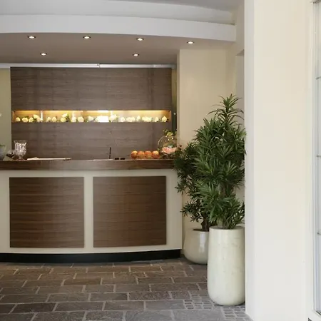 Hotel Wolf - Wir Freuen Uns 3*