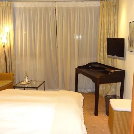 Hotel Wolf - Wir Freuen Uns 3*