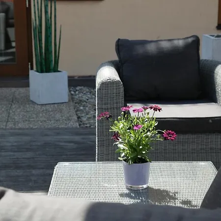 Wolf - Wir Freuen Uns Hotel 3*