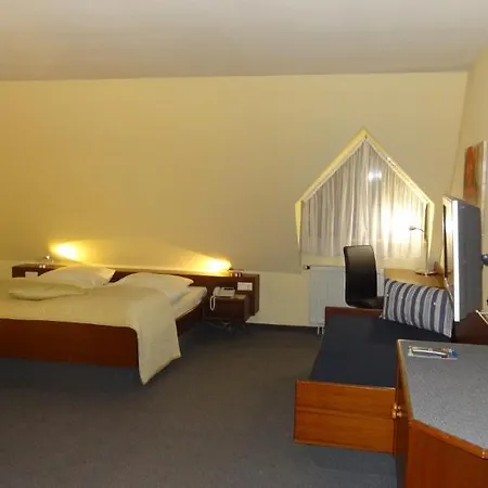 Hotel Wolf - Wir Freuen Uns 3*