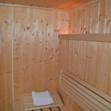 Wolf - Wir Freuen Uns Hotel