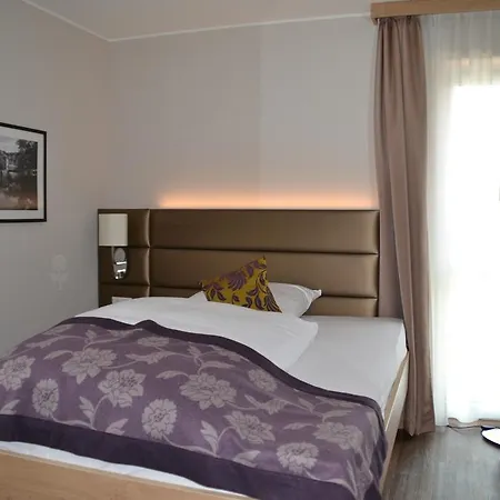 Hotel Wolf - Wir Freuen Uns 3*